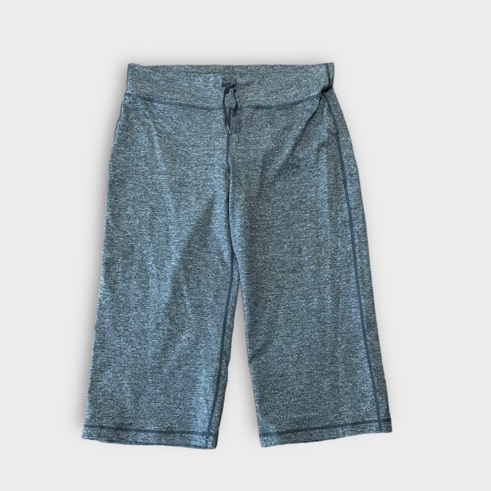 Lululemon Relaxed Fit Crop Activewear Yoga Pants Heather Gray Women's Size: 14